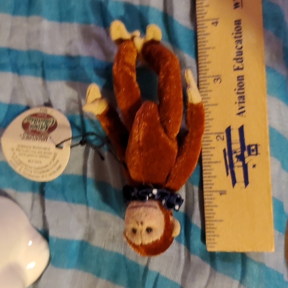Minature Clown Monkey 🐒 Collectible - Picture 6 of 7